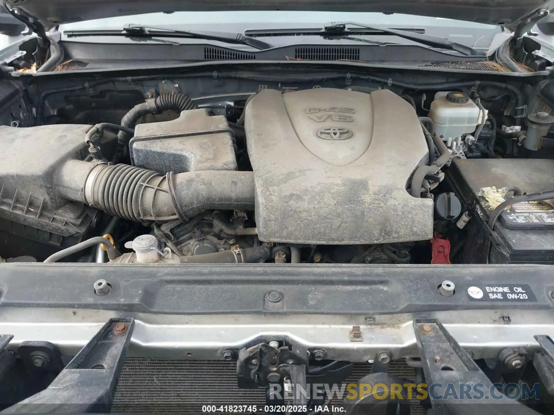 10 Photograph of a damaged car 5TFCZ5AN8KX168893 TOYOTA TACOMA 2019