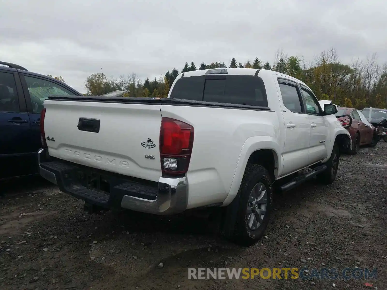 4 Photograph of a damaged car 5TFCZ5AN8KX170191 TOYOTA TACOMA 2019