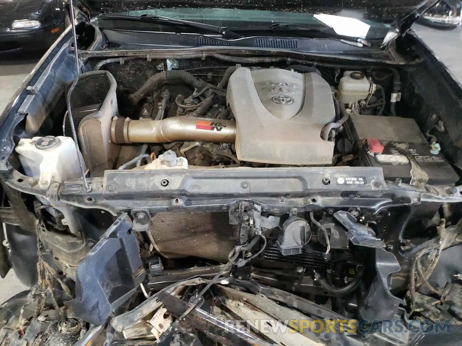 7 Photograph of a damaged car 5TFCZ5AN8KX172927 TOYOTA TACOMA 2019