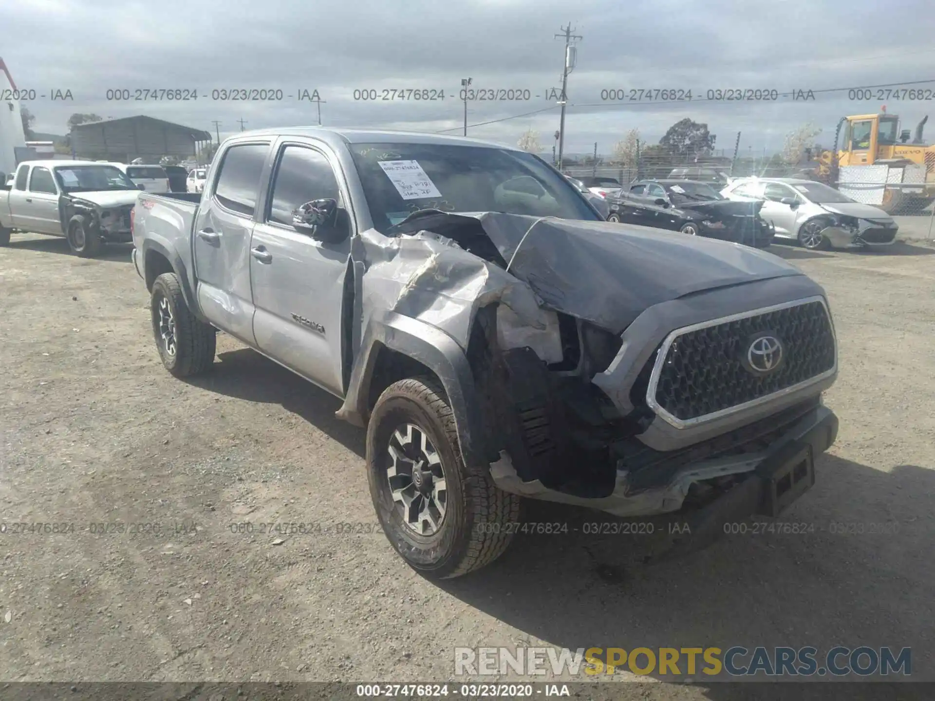 1 Photograph of a damaged car 5TFCZ5AN8KX193289 TOYOTA TACOMA 2019