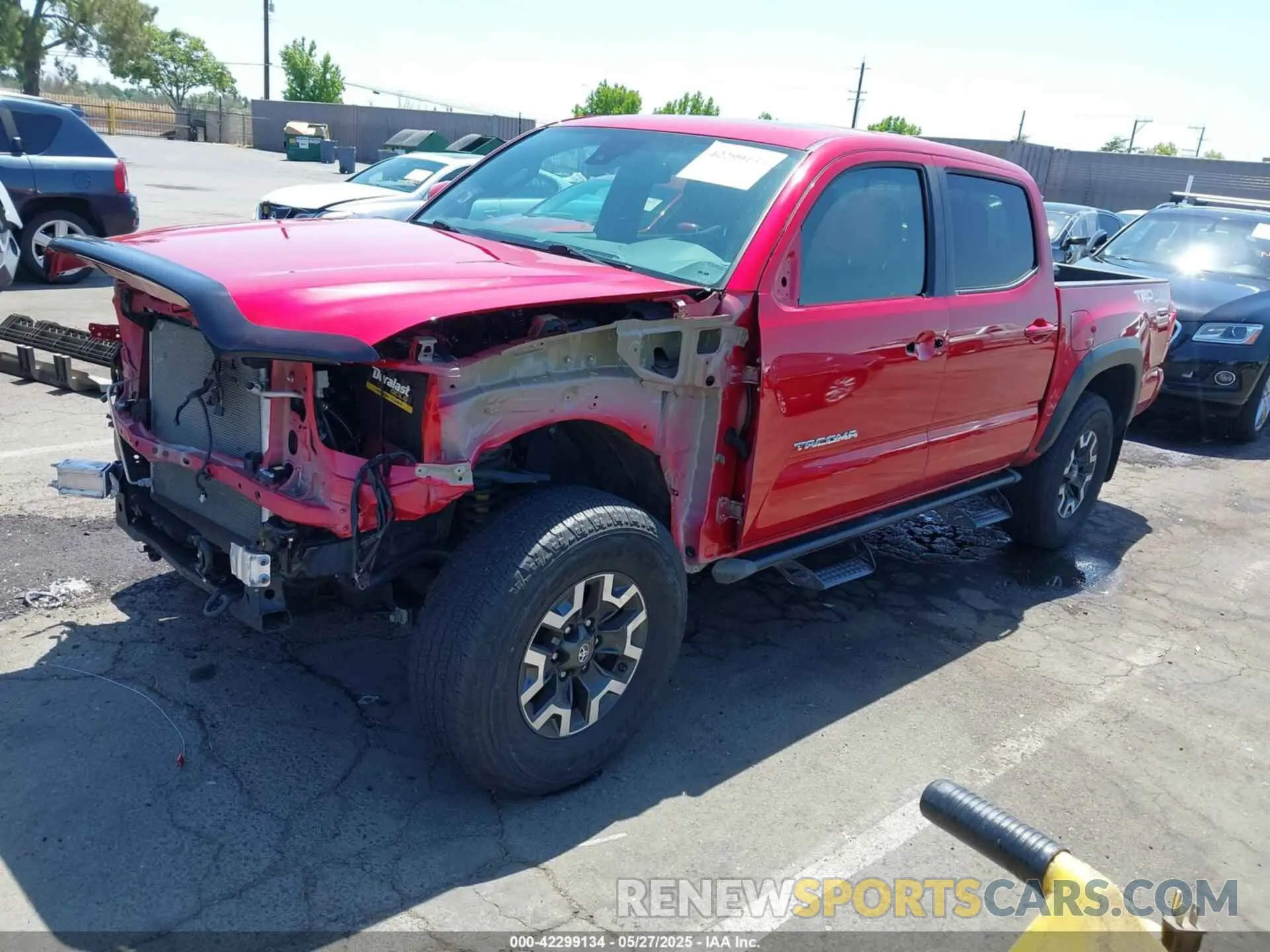 2 Photograph of a damaged car 5TFCZ5AN8KX194152 TOYOTA TACOMA 2019