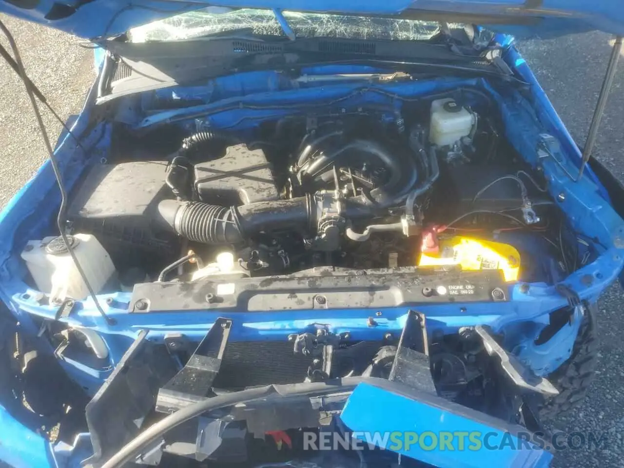 12 Photograph of a damaged car 5TFCZ5AN8KX201925 TOYOTA TACOMA 2019