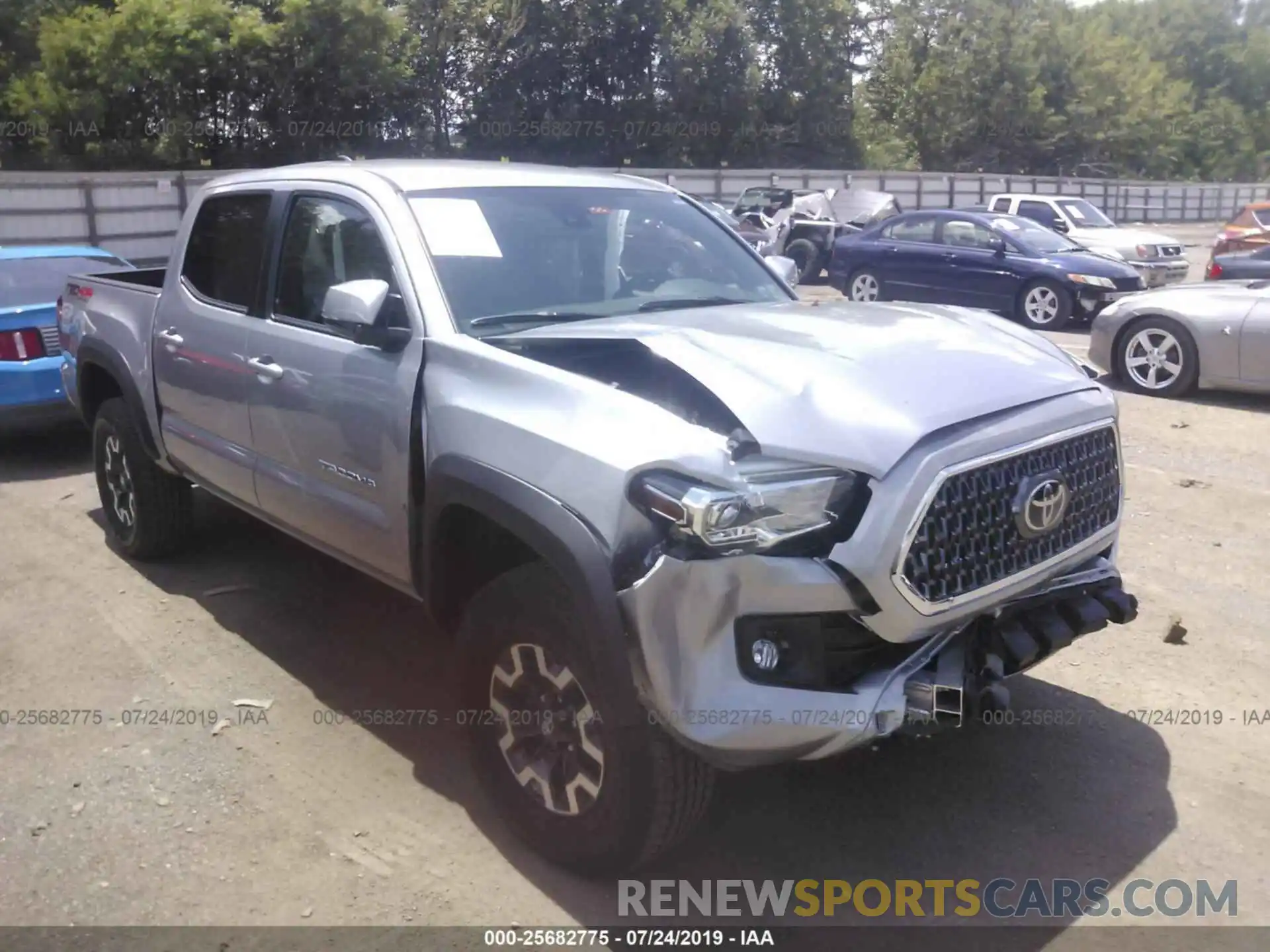 1 Photograph of a damaged car 5TFCZ5AN9KX190336 TOYOTA TACOMA 2019