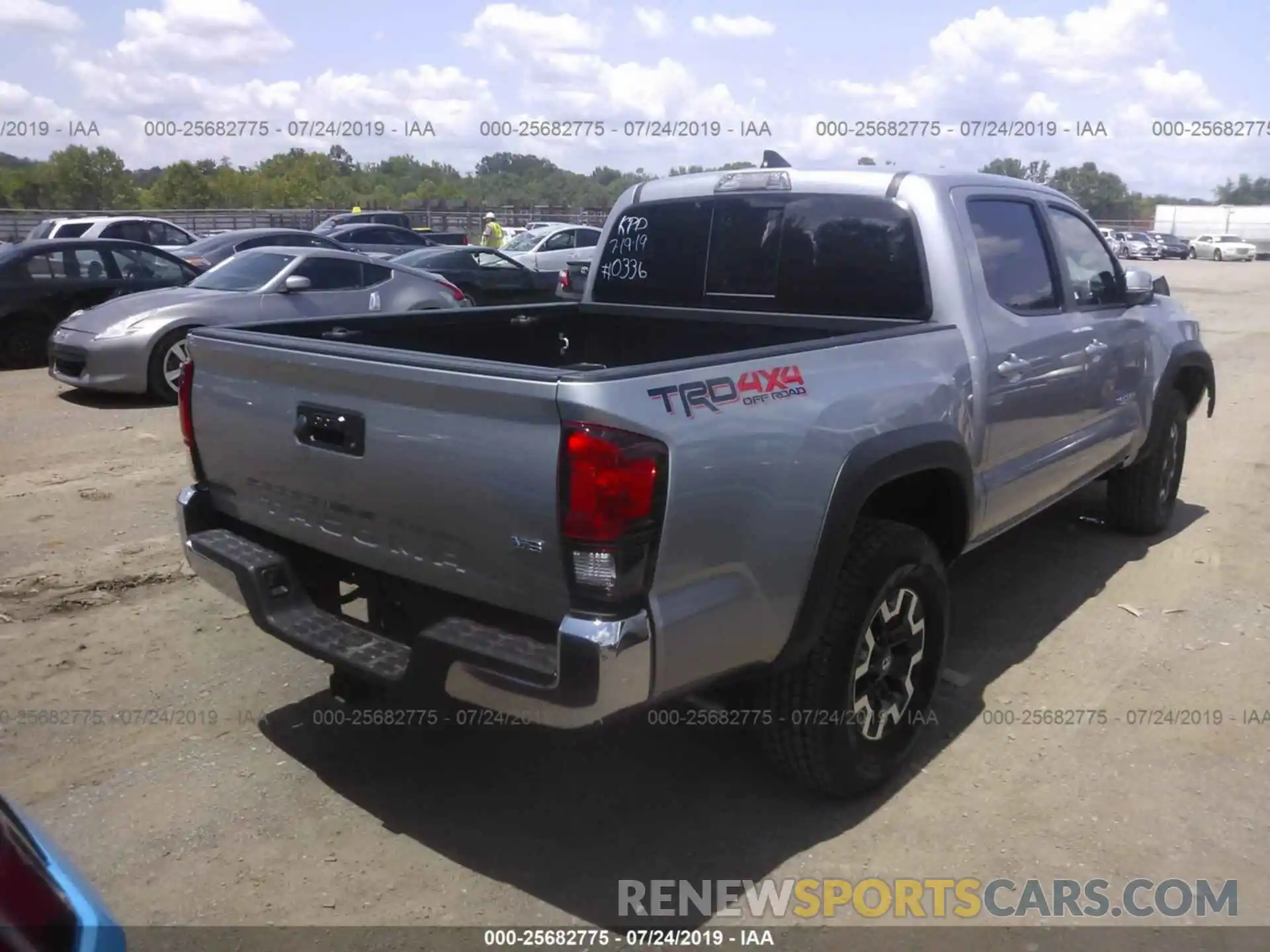 4 Photograph of a damaged car 5TFCZ5AN9KX190336 TOYOTA TACOMA 2019