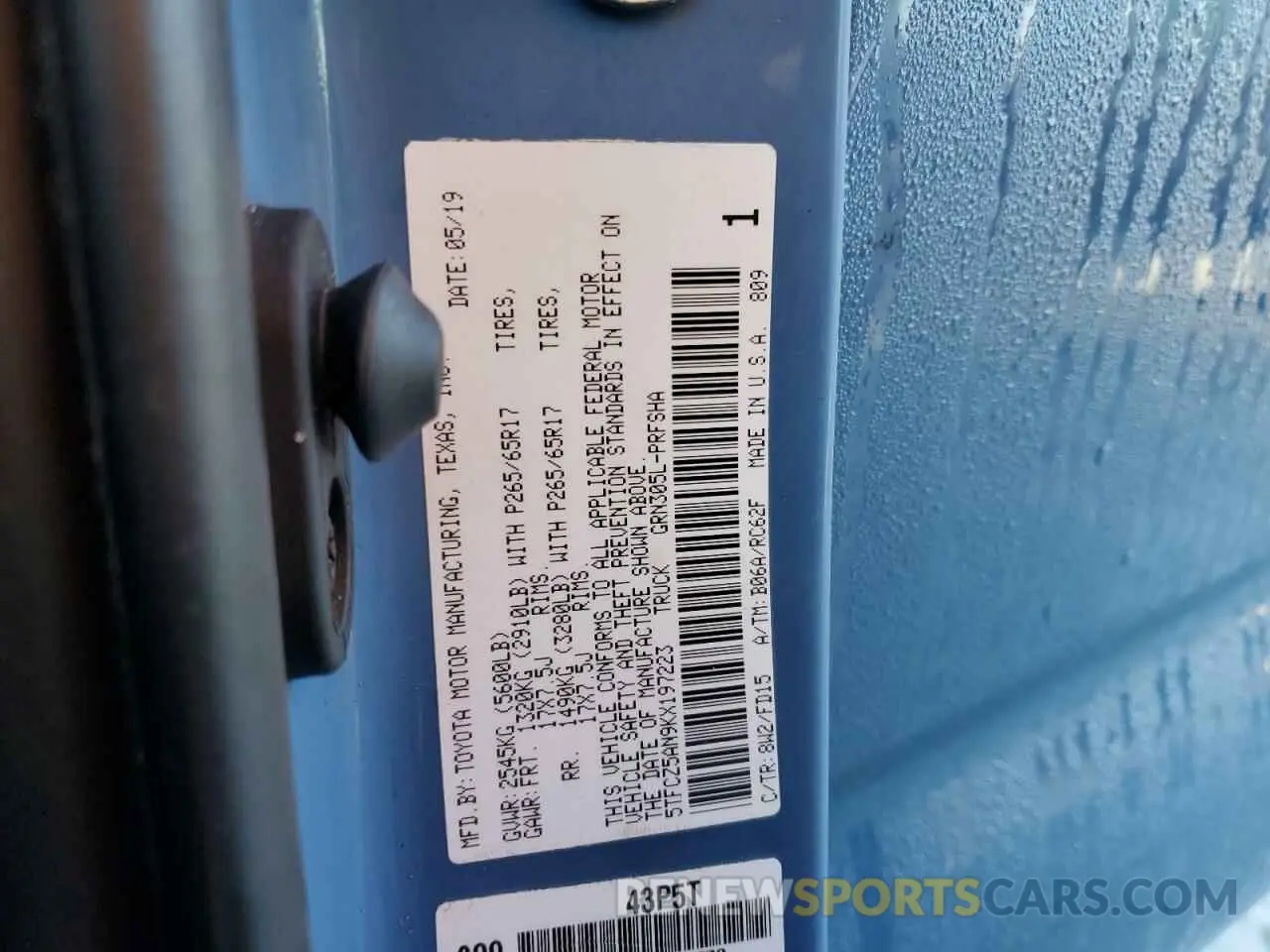 14 Photograph of a damaged car 5TFCZ5AN9KX197223 TOYOTA TACOMA 2019