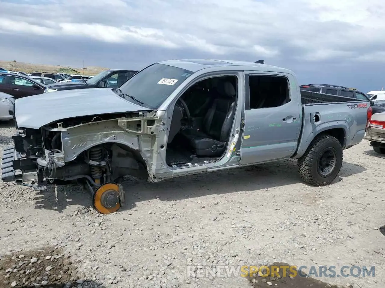1 Photograph of a damaged car 5TFCZ5AN9KX205644 TOYOTA TACOMA 2019