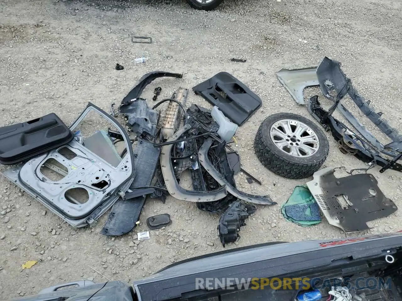 12 Photograph of a damaged car 5TFCZ5AN9KX205644 TOYOTA TACOMA 2019