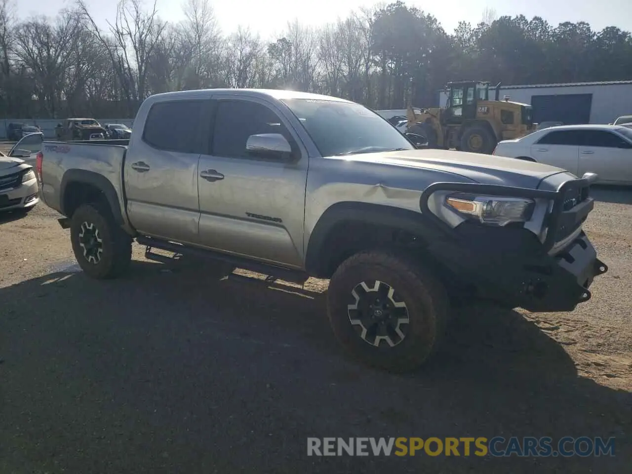 4 Photograph of a damaged car 5TFCZ5AN9KX211007 TOYOTA TACOMA 2019