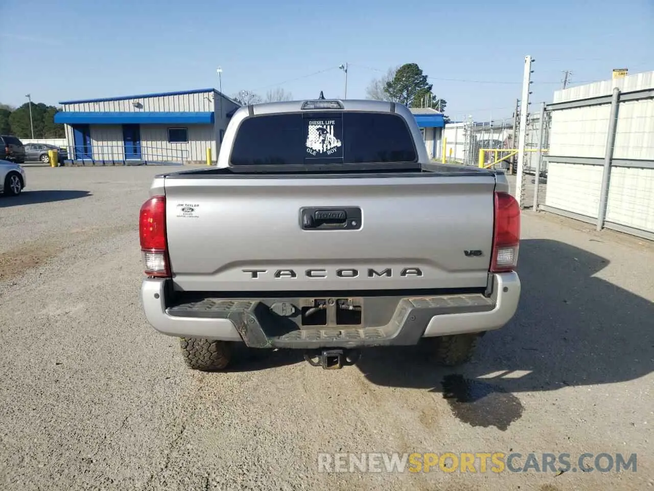 6 Photograph of a damaged car 5TFCZ5AN9KX211007 TOYOTA TACOMA 2019