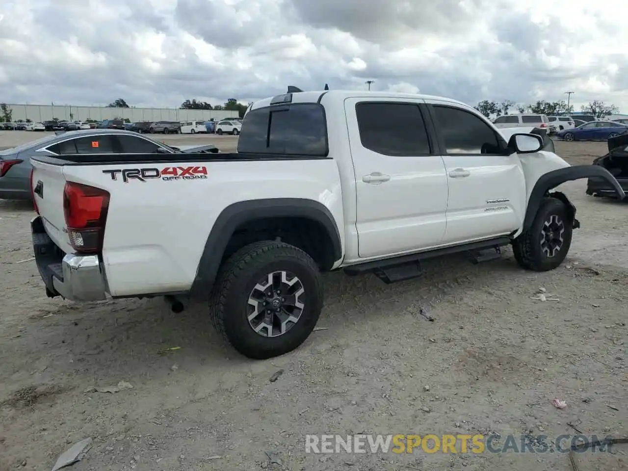 3 Photograph of a damaged car 5TFCZ5ANXKX165896 TOYOTA TACOMA 2019