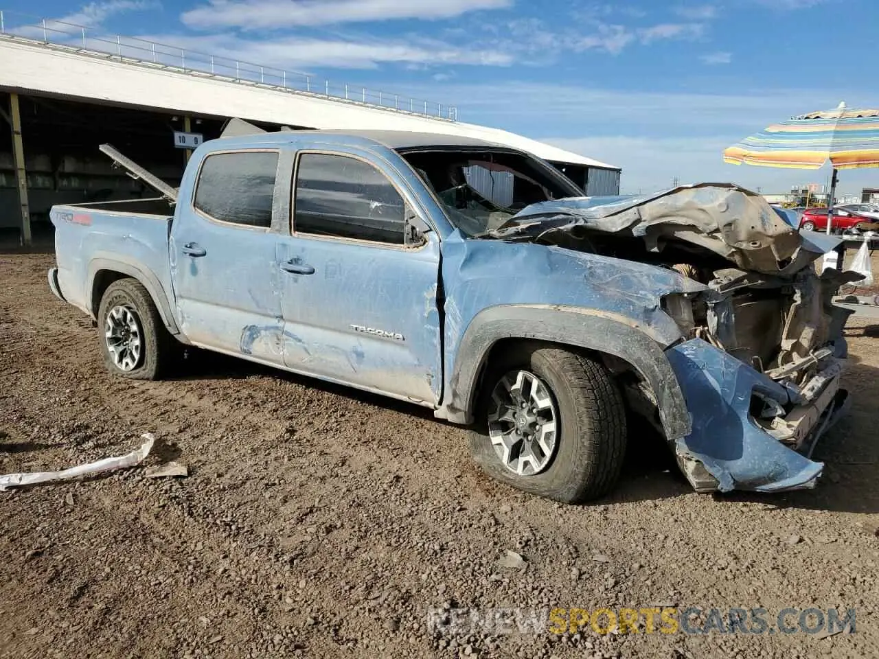 4 Photograph of a damaged car 5TFCZ5ANXKX177482 TOYOTA TACOMA 2019