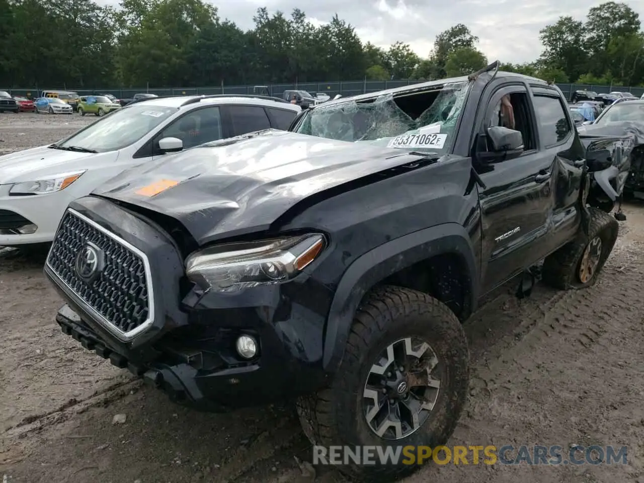 2 Photograph of a damaged car 5TFCZ5ANXKX190331 TOYOTA TACOMA 2019