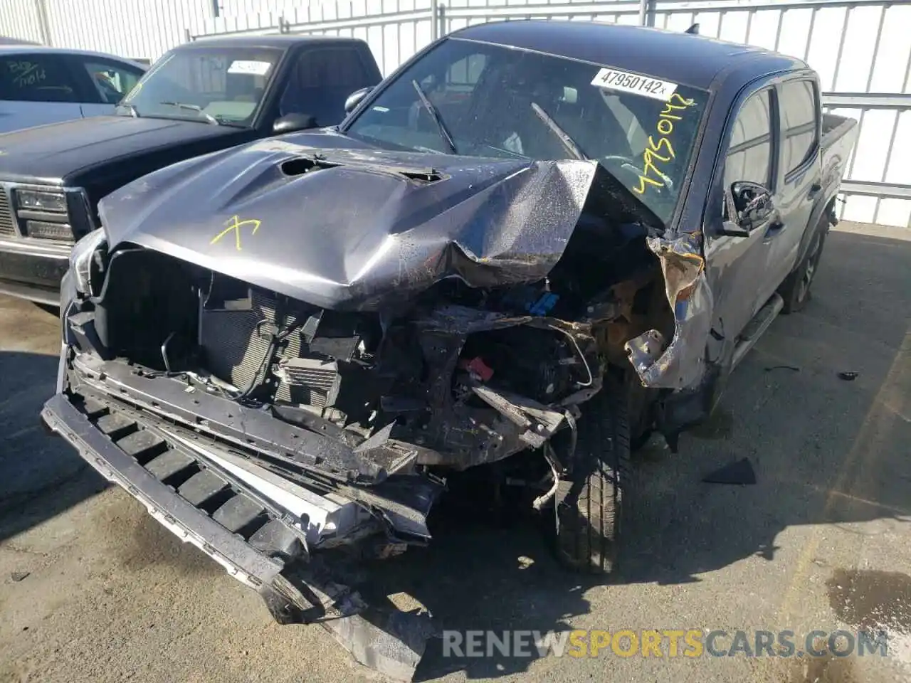 2 Photograph of a damaged car 5TFCZ5ANXKX200713 TOYOTA TACOMA 2019