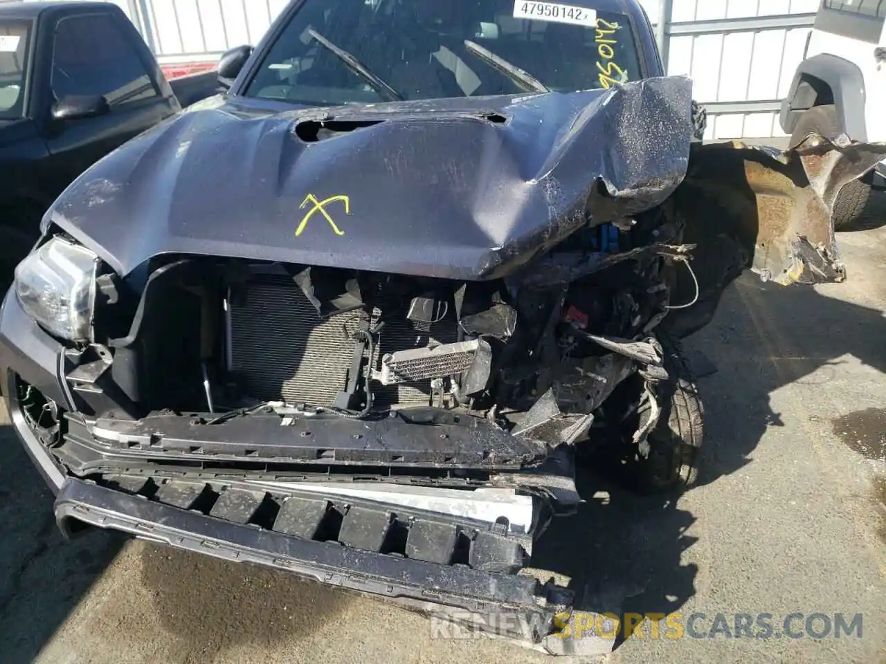 7 Photograph of a damaged car 5TFCZ5ANXKX200713 TOYOTA TACOMA 2019