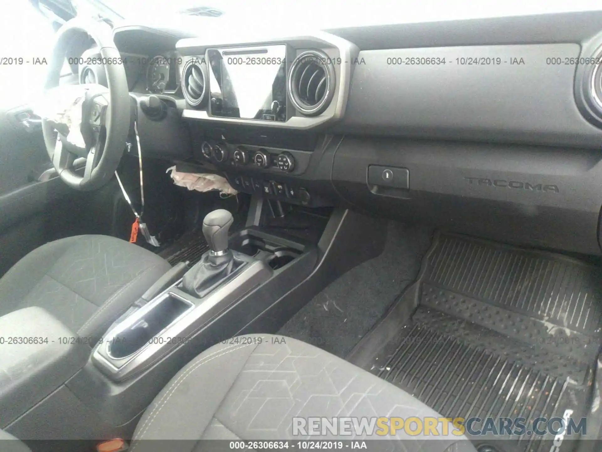 5 Photograph of a damaged car 5TFDZ5BN2KX045352 TOYOTA TACOMA 2019