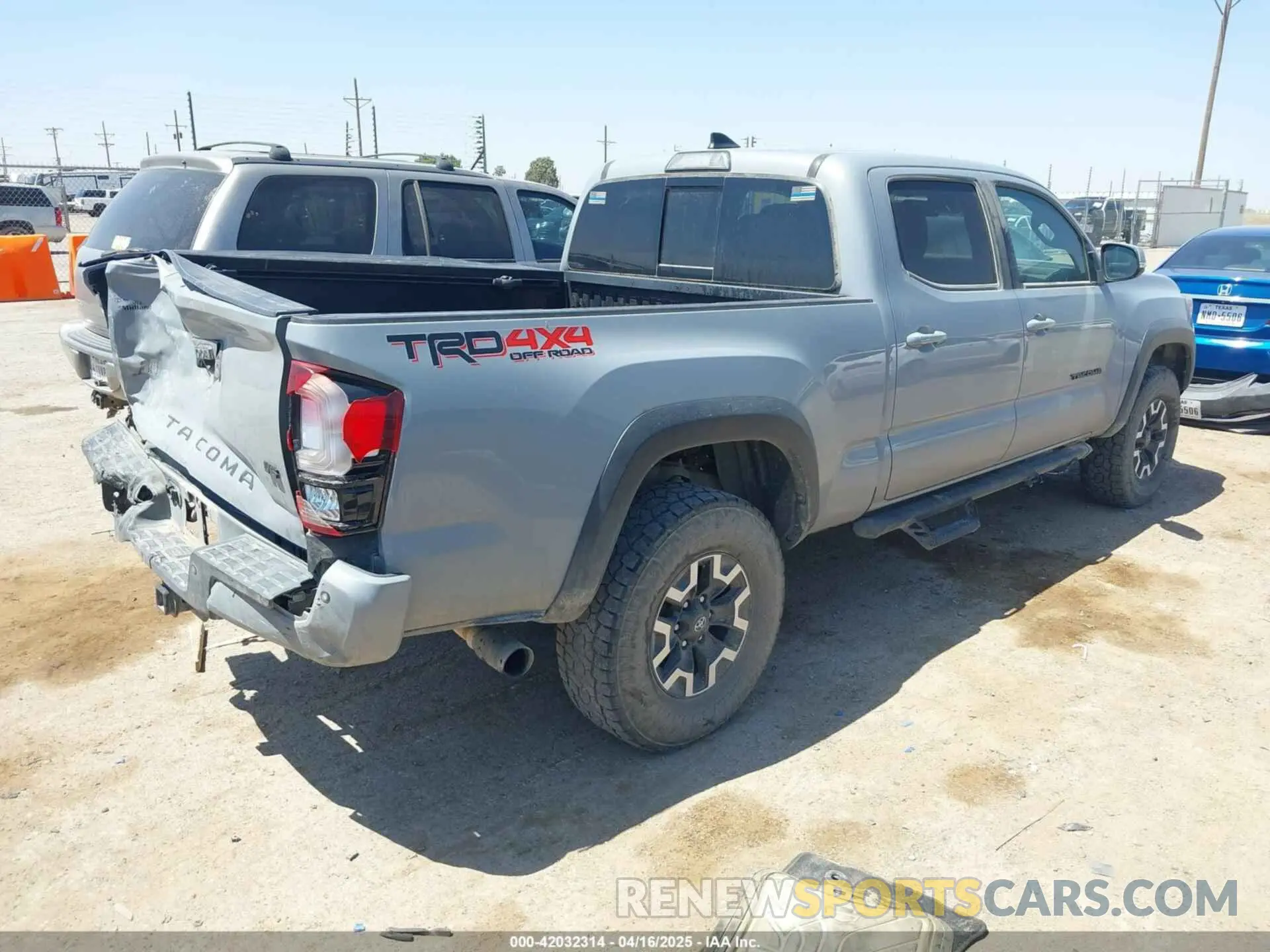 4 Photograph of a damaged car 5TFDZ5BN4KX043893 TOYOTA TACOMA 2019