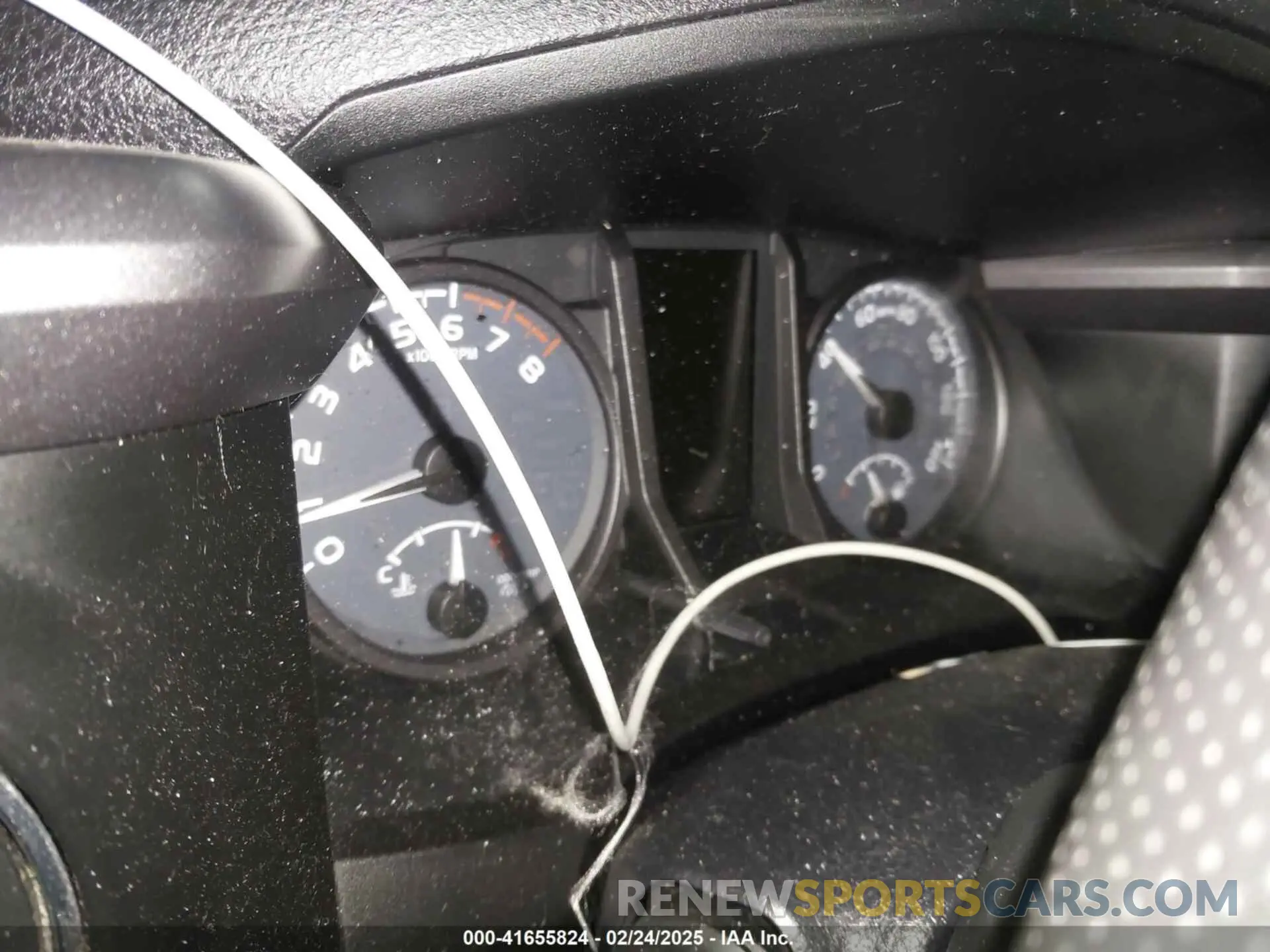 16 Photograph of a damaged car 5TFDZ5BN9KX043596 TOYOTA TACOMA 2019
