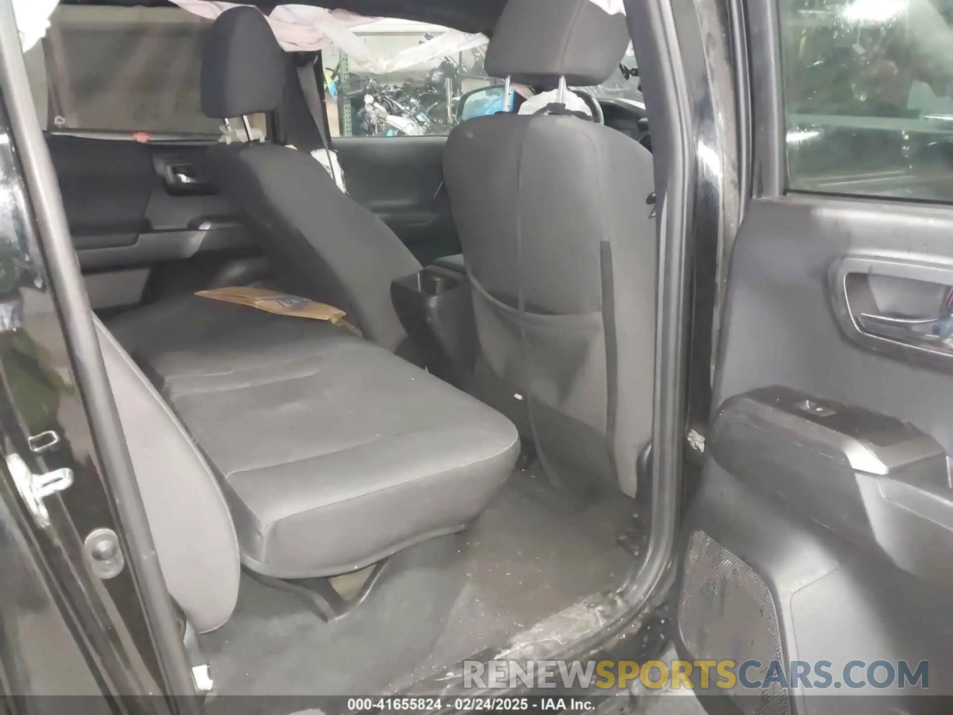 8 Photograph of a damaged car 5TFDZ5BN9KX043596 TOYOTA TACOMA 2019