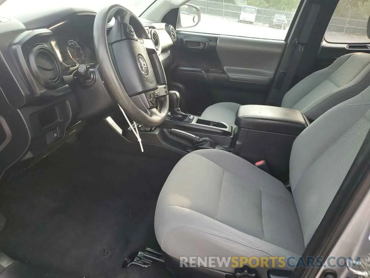 7 Photograph of a damaged car 5TFRX5GN0KX149469 TOYOTA TACOMA 2019