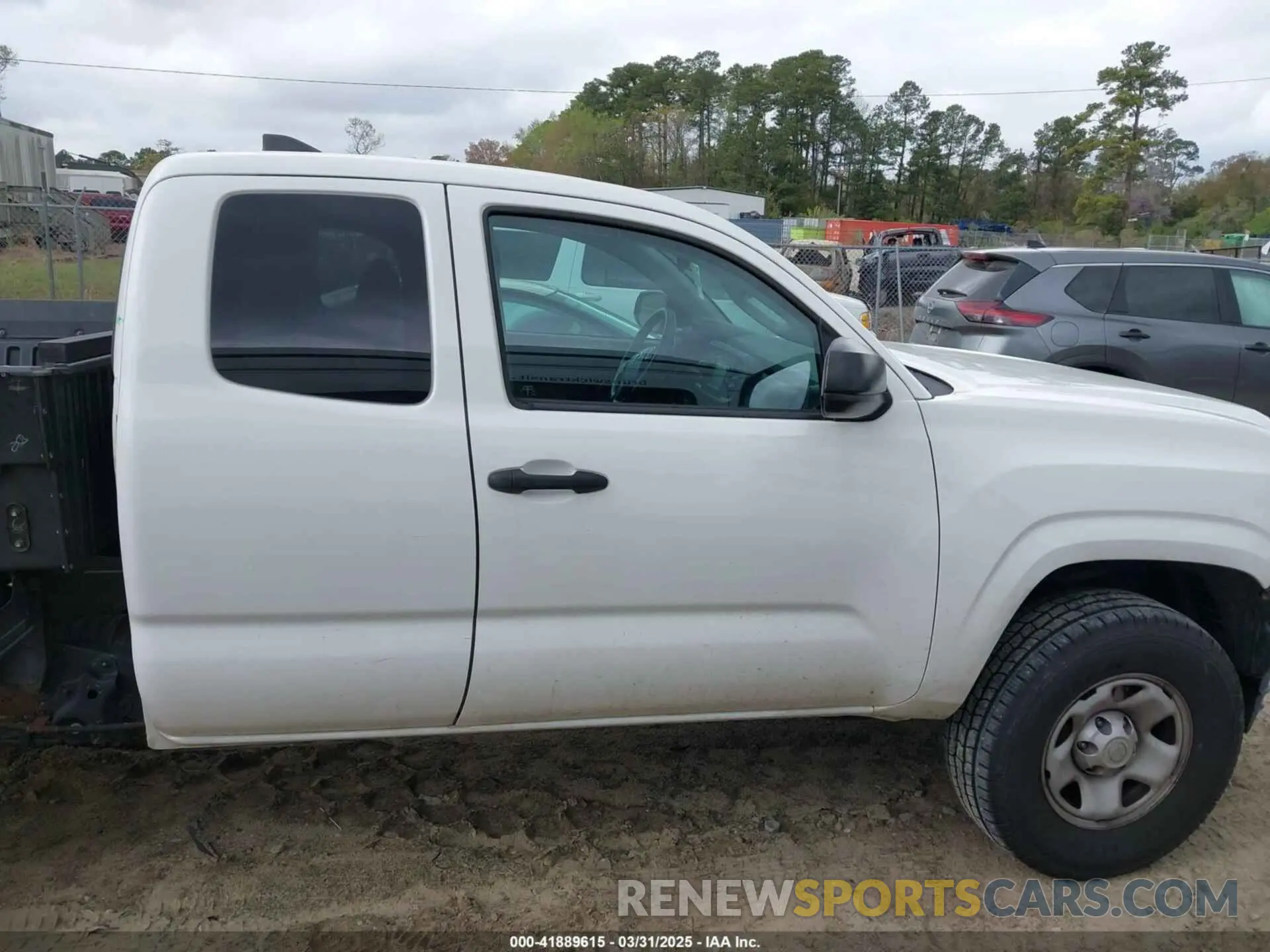 14 Photograph of a damaged car 5TFRX5GN1KX141879 TOYOTA TACOMA 2019