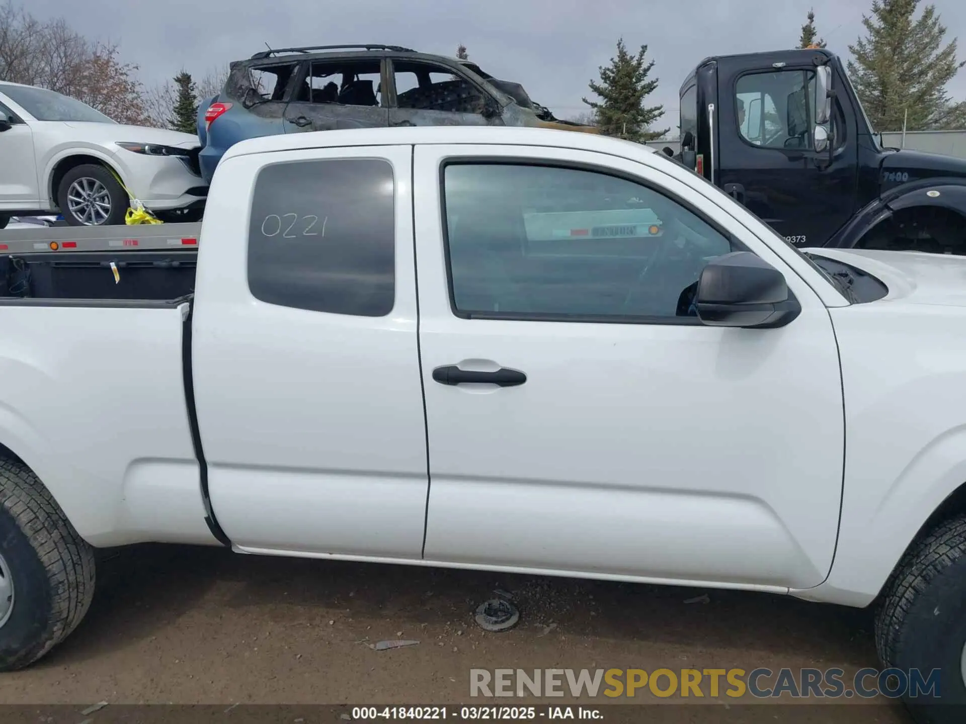 13 Photograph of a damaged car 5TFRX5GN1KX162876 TOYOTA TACOMA 2019
