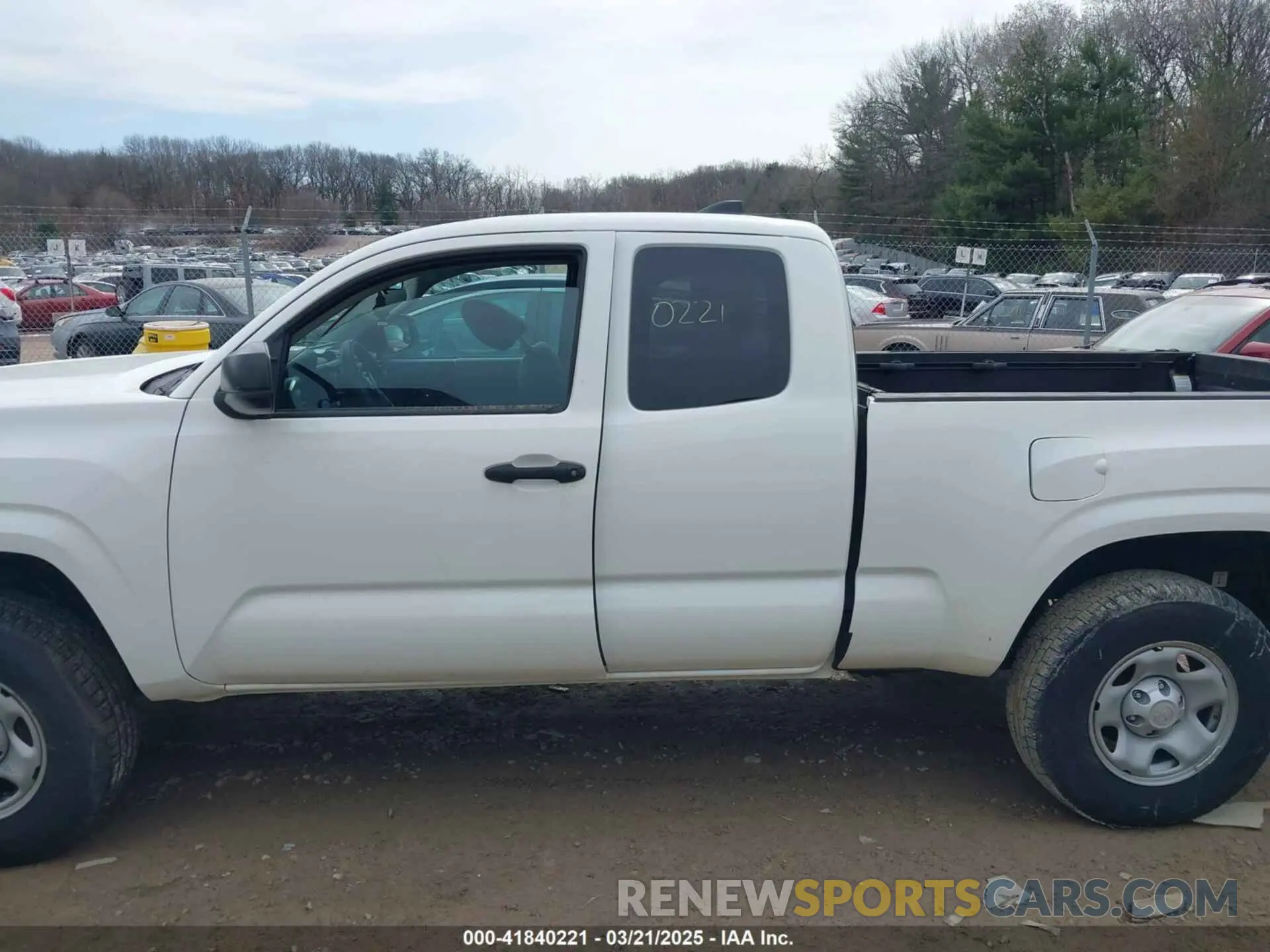 14 Photograph of a damaged car 5TFRX5GN1KX162876 TOYOTA TACOMA 2019