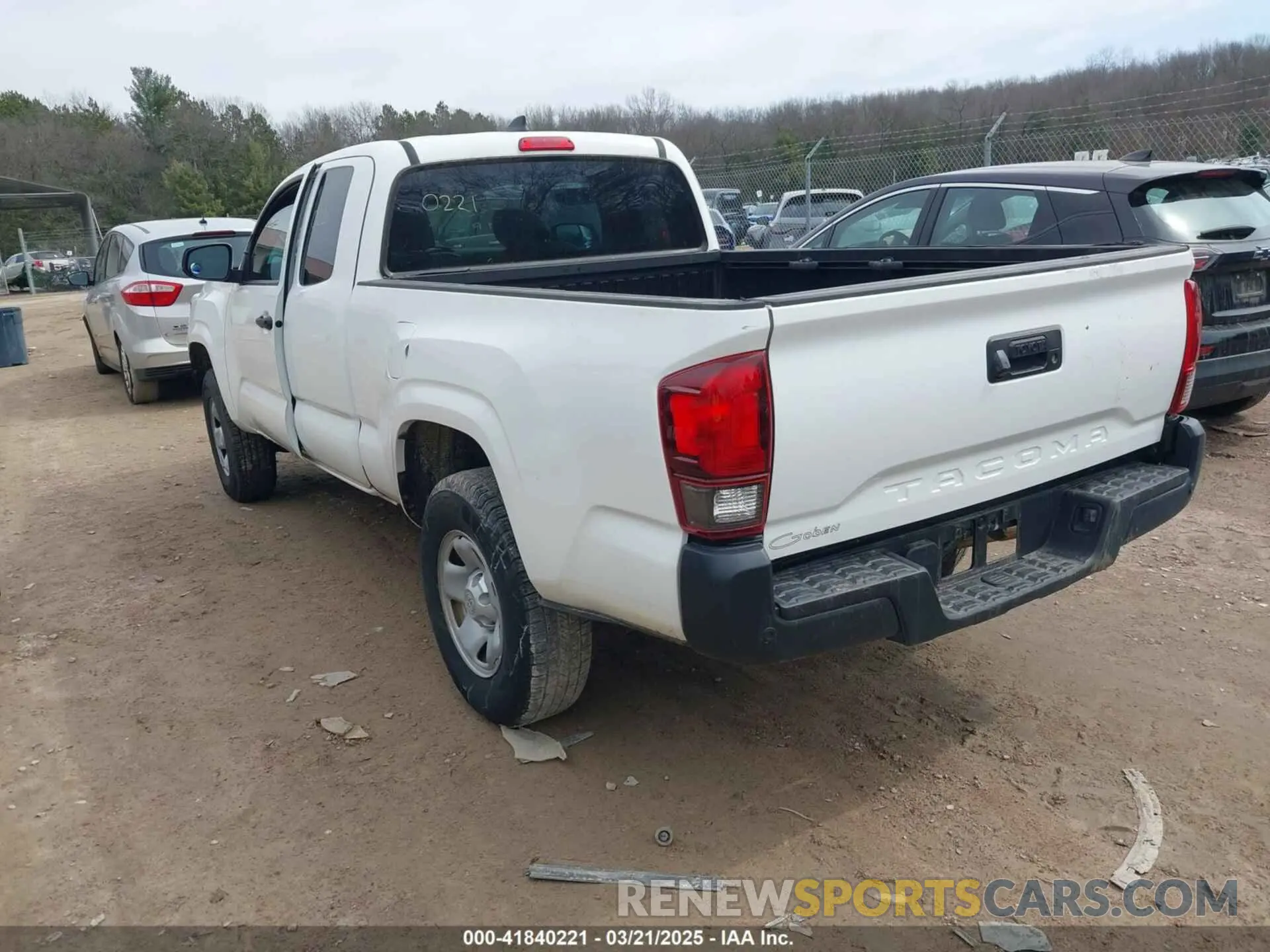 3 Photograph of a damaged car 5TFRX5GN1KX162876 TOYOTA TACOMA 2019