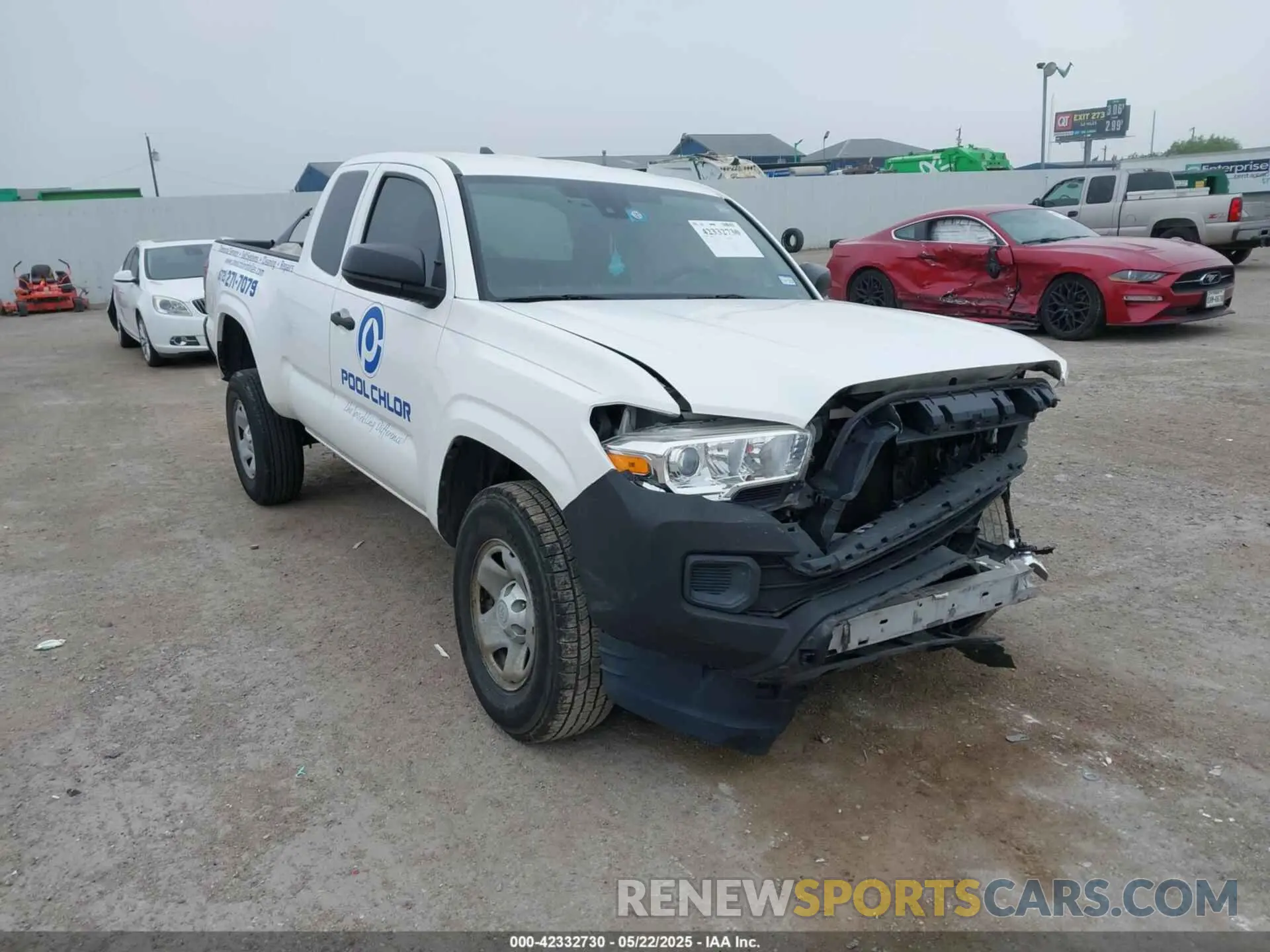 1 Photograph of a damaged car 5TFRX5GN2KX137484 TOYOTA TACOMA 2019