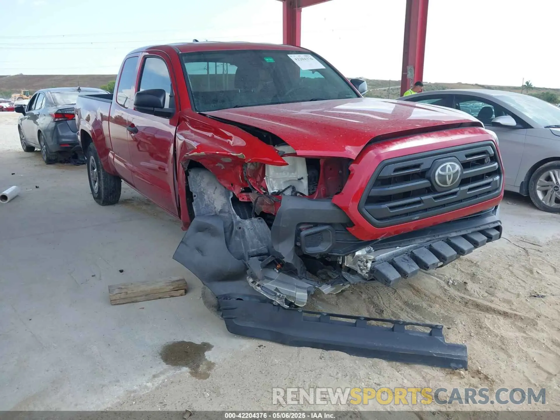 1 Photograph of a damaged car 5TFRX5GN2KX146427 TOYOTA TACOMA 2019
