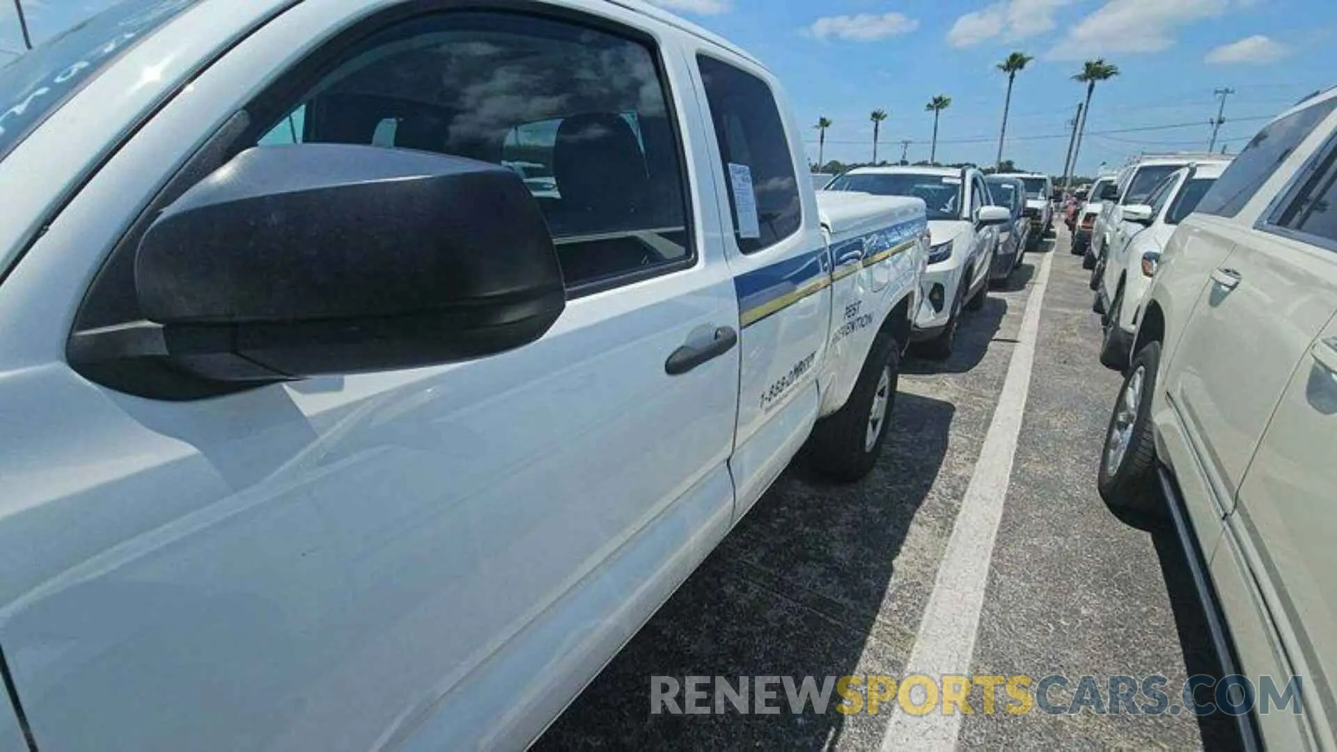 7 Photograph of a damaged car 5TFRX5GN2KX162515 TOYOTA TACOMA 2019