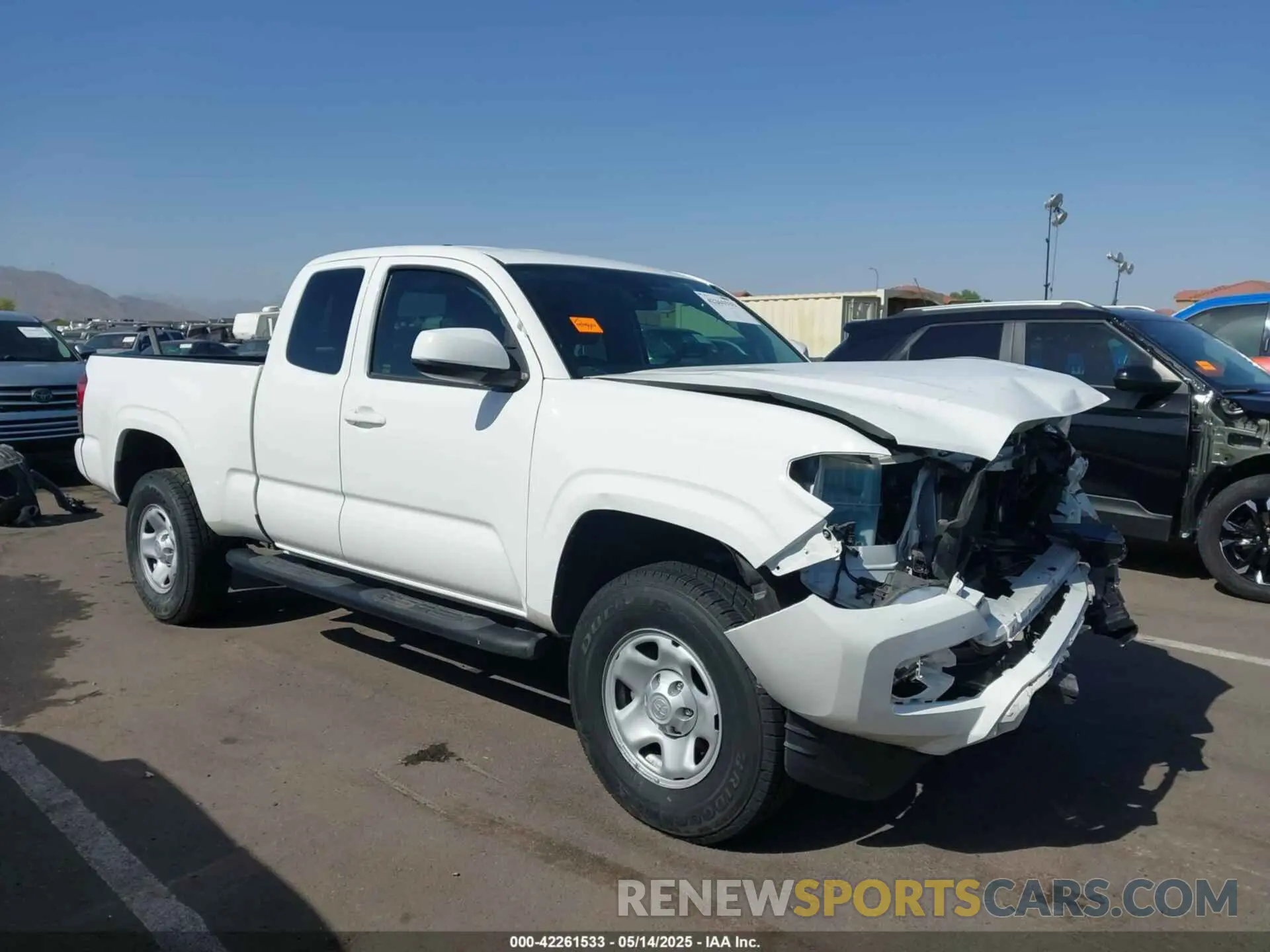 1 Photograph of a damaged car 5TFRX5GN3KX139213 TOYOTA TACOMA 2019