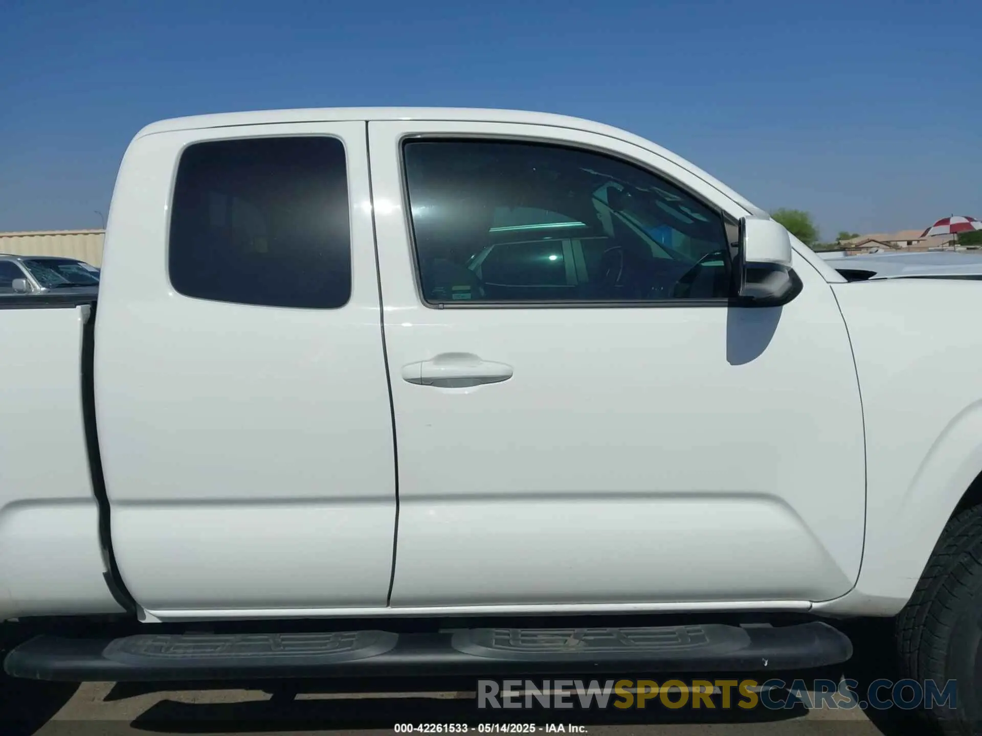 14 Photograph of a damaged car 5TFRX5GN3KX139213 TOYOTA TACOMA 2019