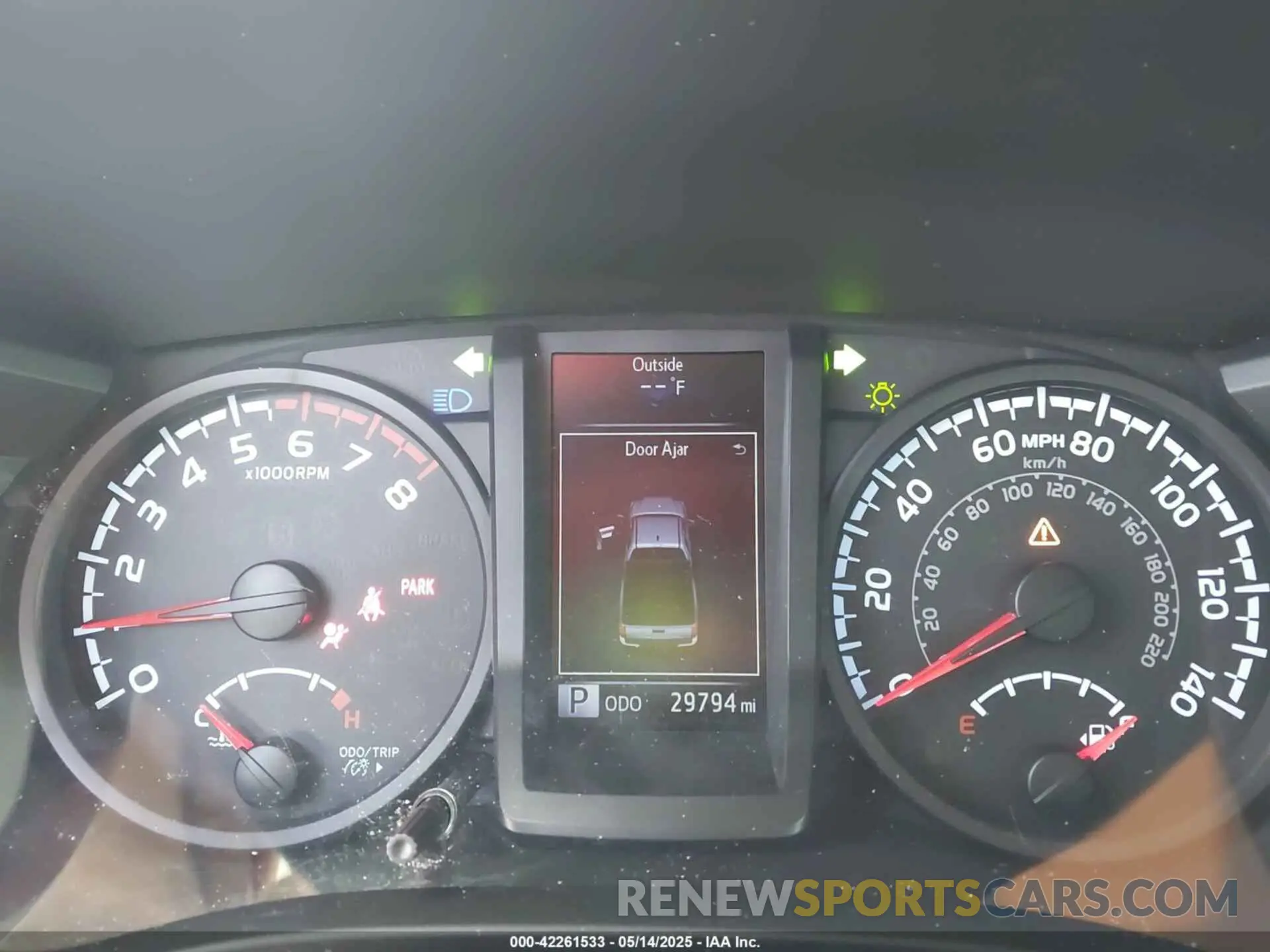 7 Photograph of a damaged car 5TFRX5GN3KX139213 TOYOTA TACOMA 2019