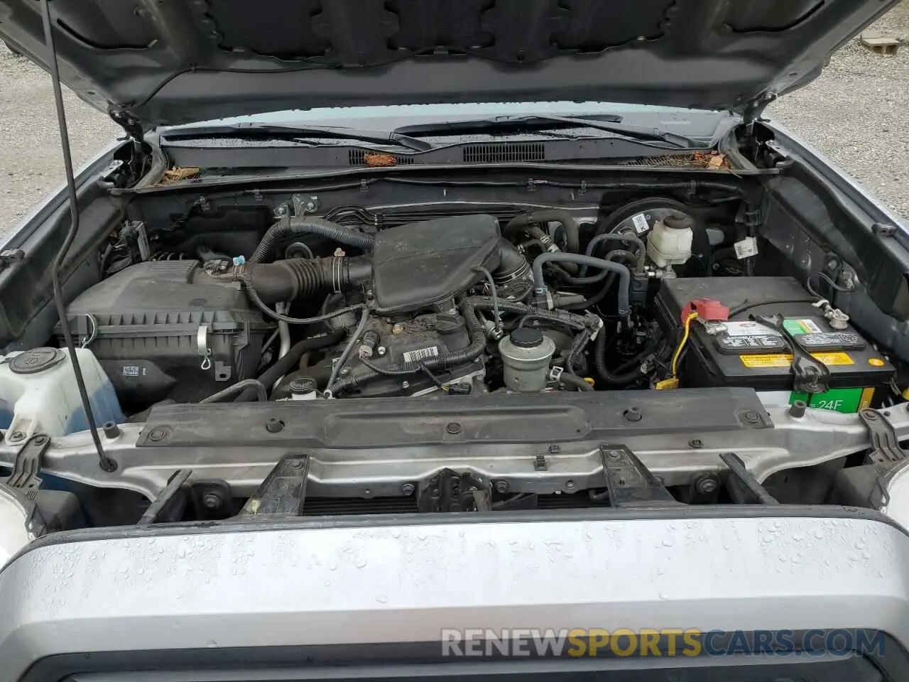 11 Photograph of a damaged car 5TFRX5GN3KX144895 TOYOTA TACOMA 2019
