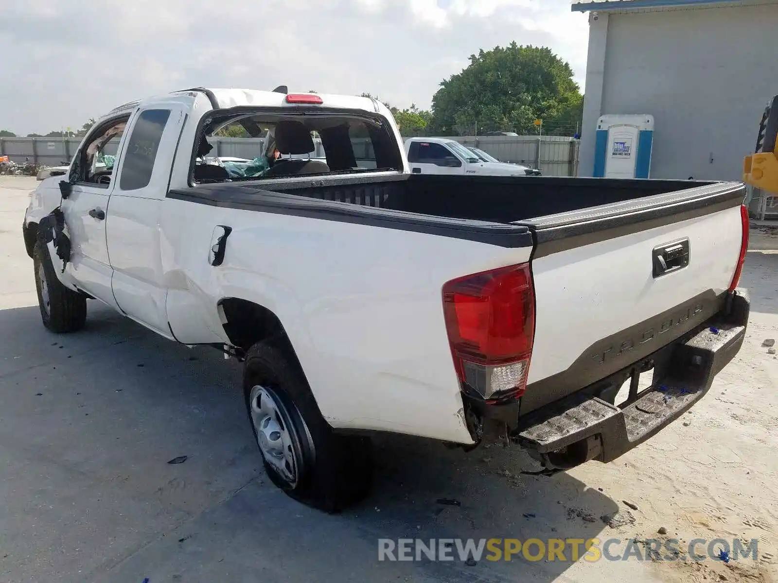 3 Photograph of a damaged car 5TFRX5GN3KX154133 TOYOTA TACOMA 2019