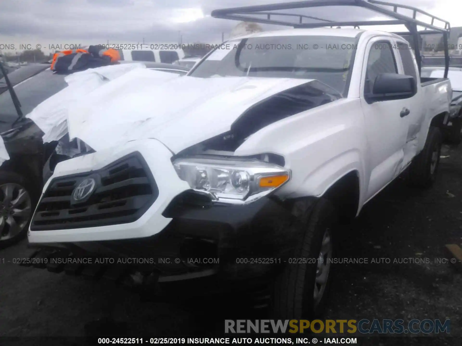 6 Photograph of a damaged car 5TFRX5GN4KX135199 TOYOTA TACOMA 2019