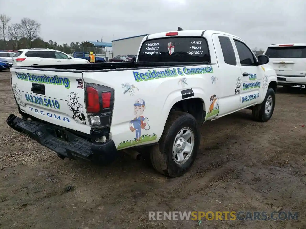 4 Photograph of a damaged car 5TFRX5GN5KX139715 TOYOTA TACOMA 2019