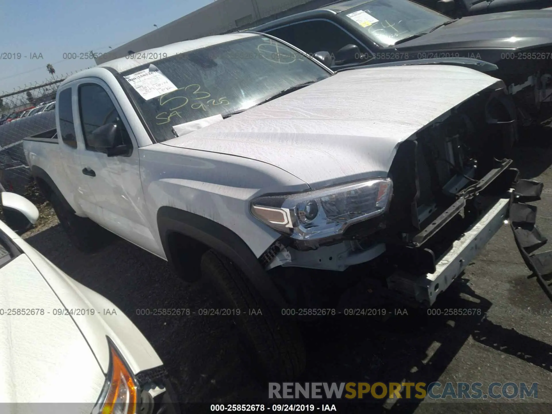 1 Photograph of a damaged car 5TFRX5GN5KX140573 TOYOTA TACOMA 2019