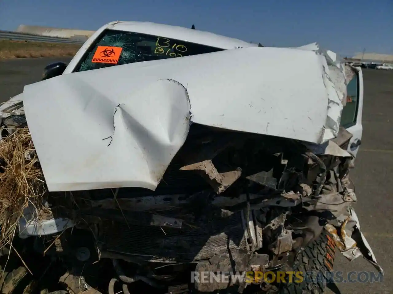 7 Photograph of a damaged car 5TFRX5GN7KX132703 TOYOTA TACOMA 2019