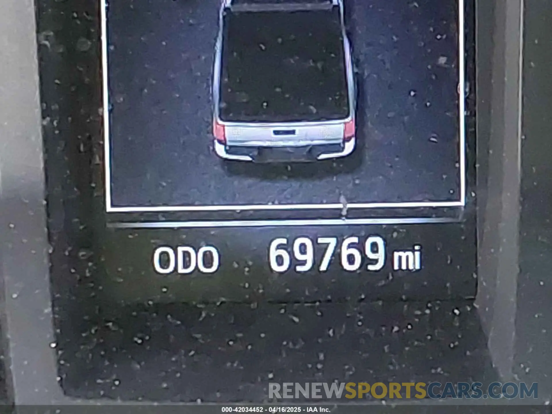 15 Photograph of a damaged car 5TFRX5GN8KX151700 TOYOTA TACOMA 2019