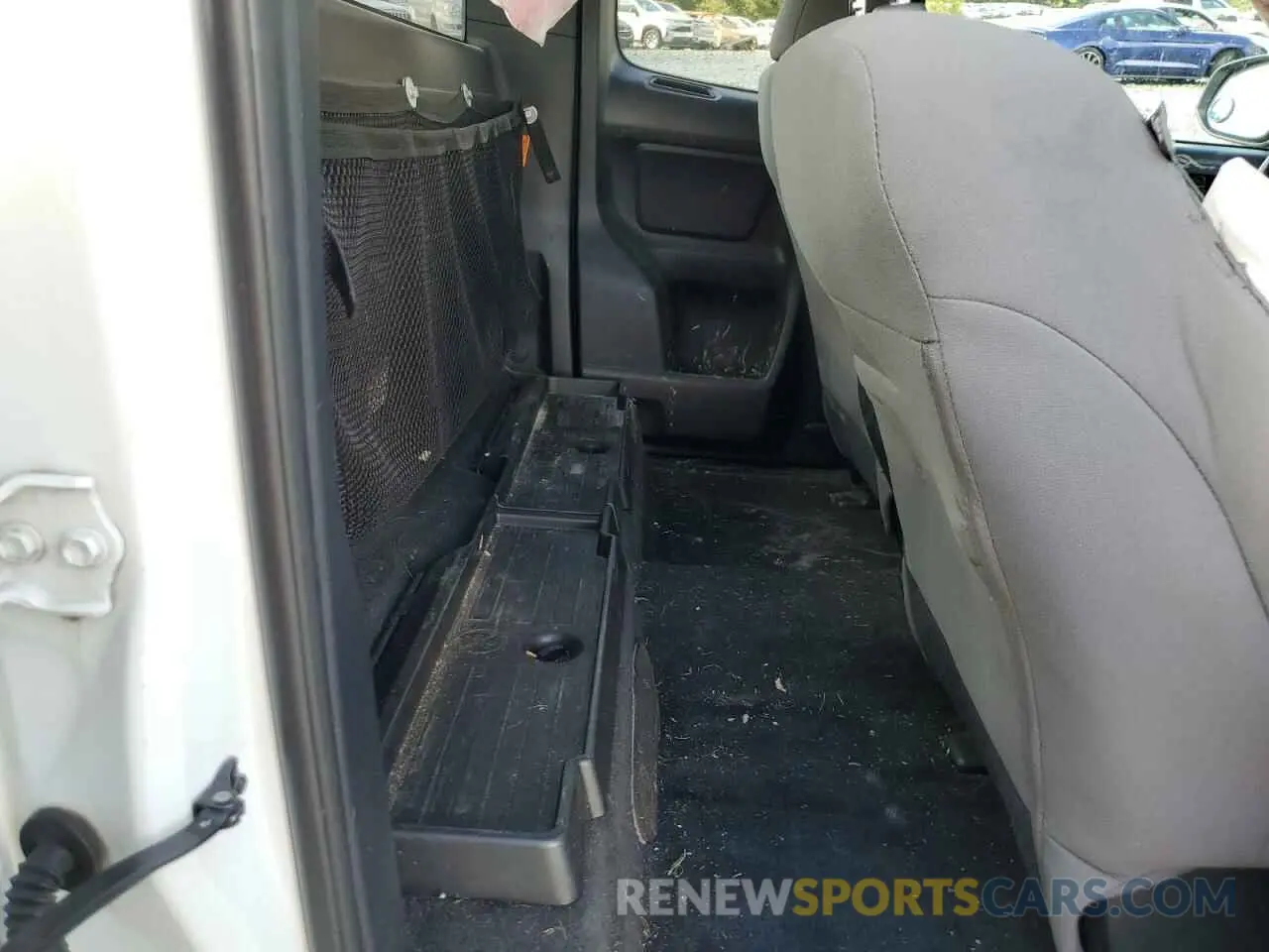 10 Photograph of a damaged car 5TFRX5GN8KX154354 TOYOTA TACOMA 2019