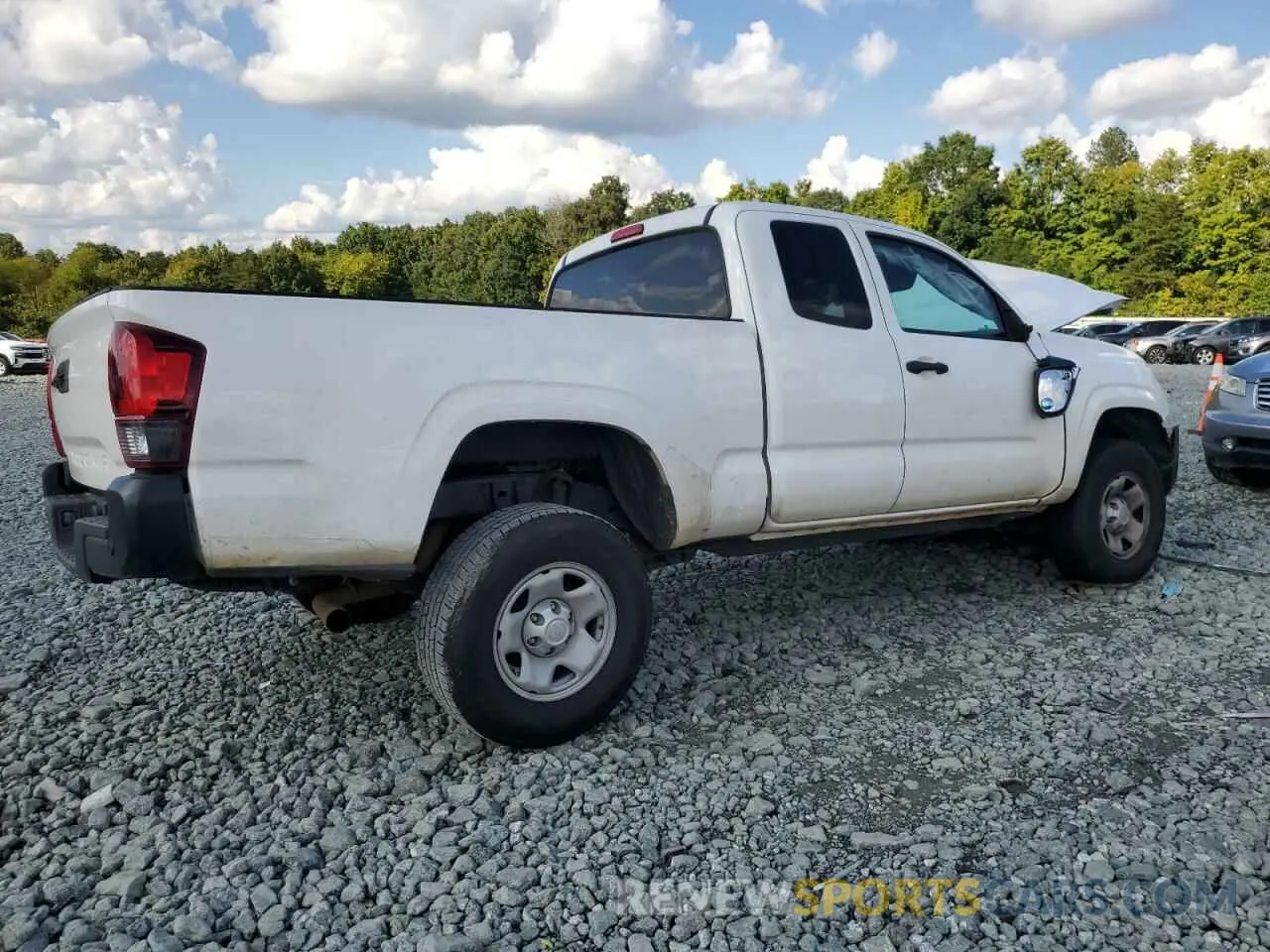 3 Photograph of a damaged car 5TFRX5GN8KX154354 TOYOTA TACOMA 2019