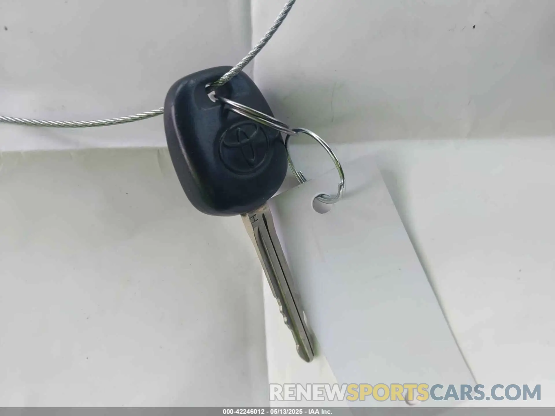 11 Photograph of a damaged car 5TFRX5GN9KX137739 TOYOTA TACOMA 2019