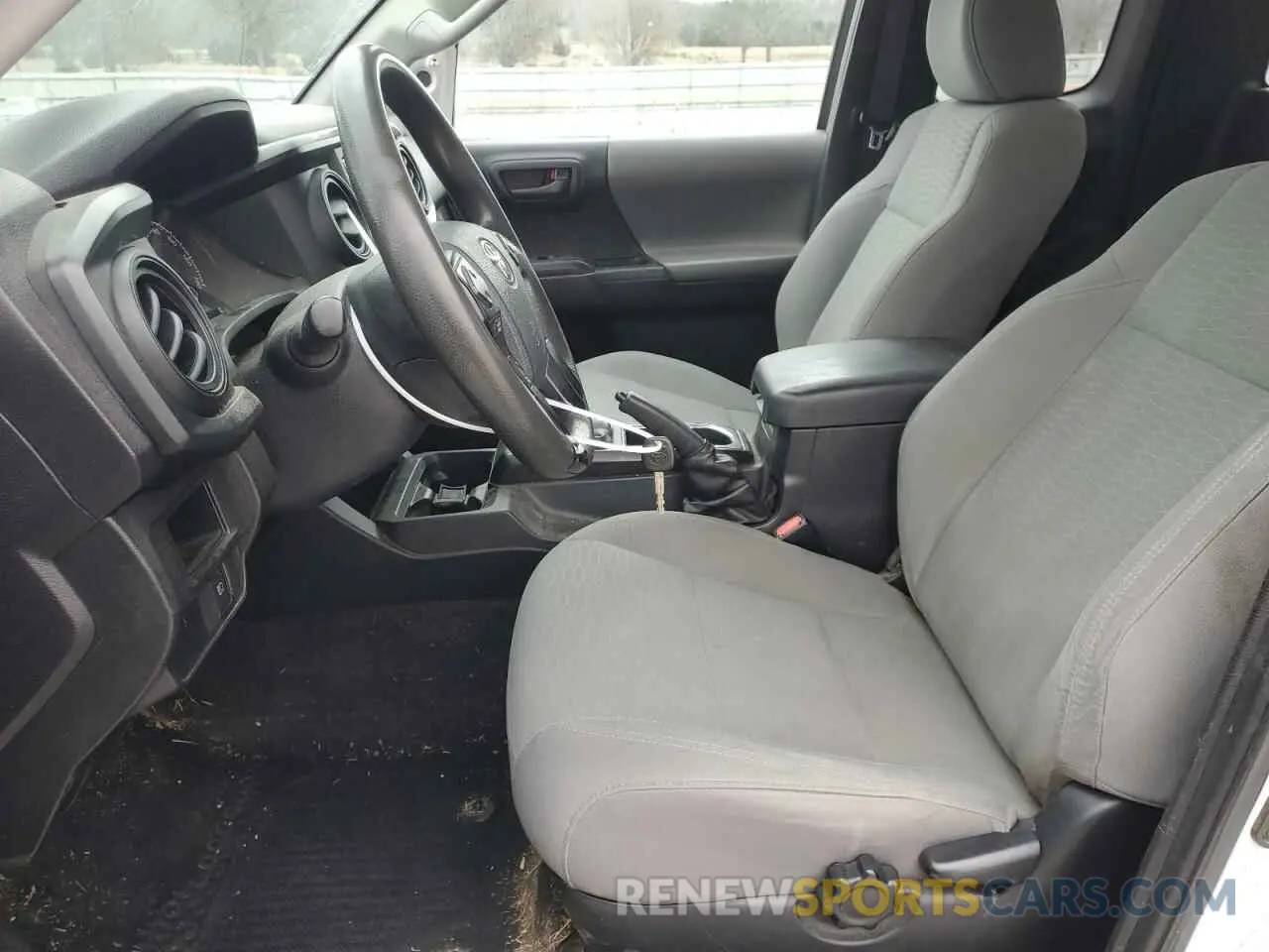 7 Photograph of a damaged car 5TFRX5GN9KX143444 TOYOTA TACOMA 2019