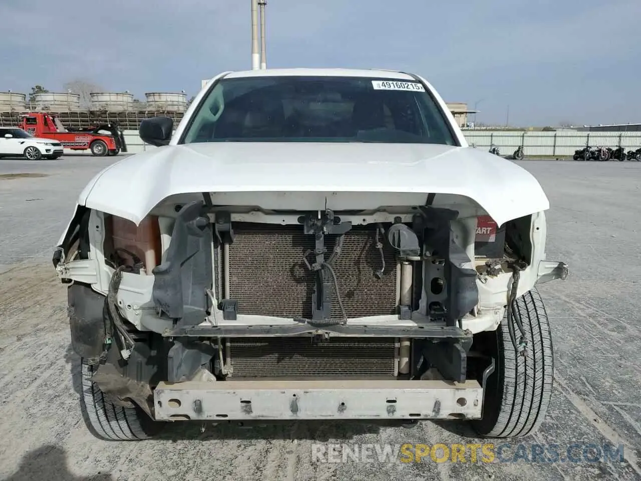 5 Photograph of a damaged car 5TFRX5GN9KX147378 TOYOTA TACOMA 2019