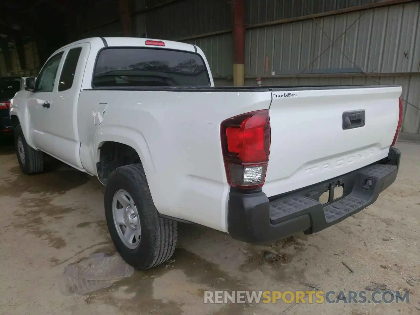 3 Photograph of a damaged car 5TFRX5GNXKX146210 TOYOTA TACOMA 2019