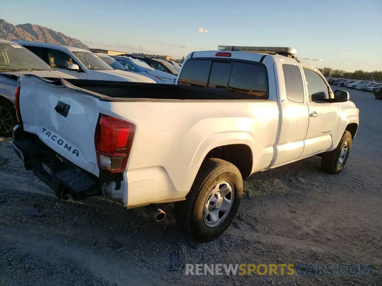 3 Photograph of a damaged car 5TFRX5GNXKX158504 TOYOTA TACOMA 2019