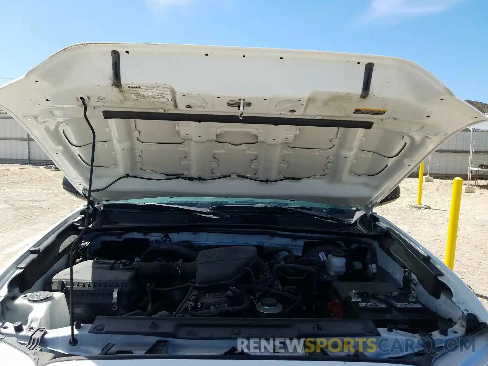 7 Photograph of a damaged car 5TFRX5GNXKX162276 TOYOTA TACOMA 2019