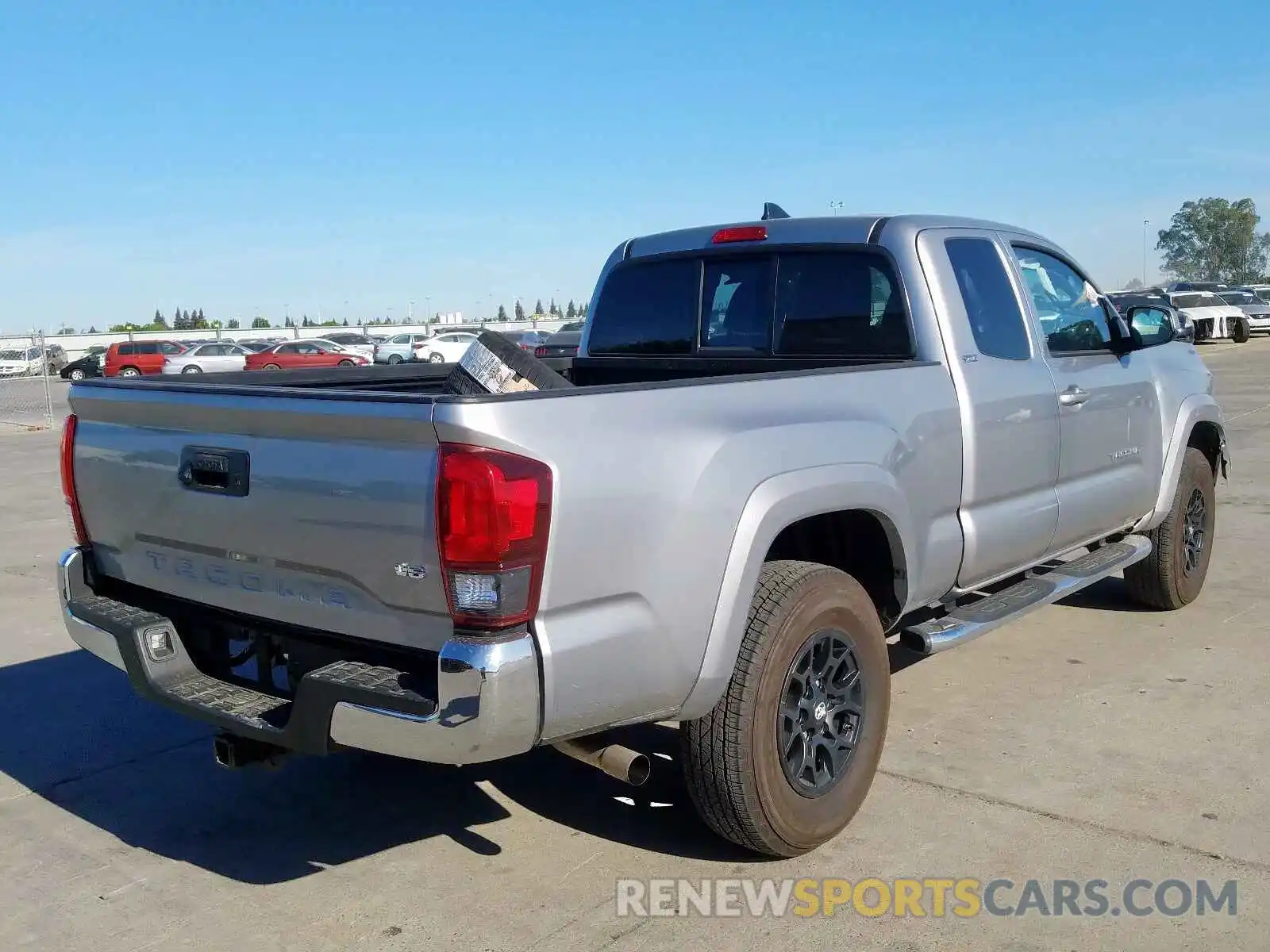 4 Photograph of a damaged car 5TFRZ5CN1KX075382 TOYOTA TACOMA 2019