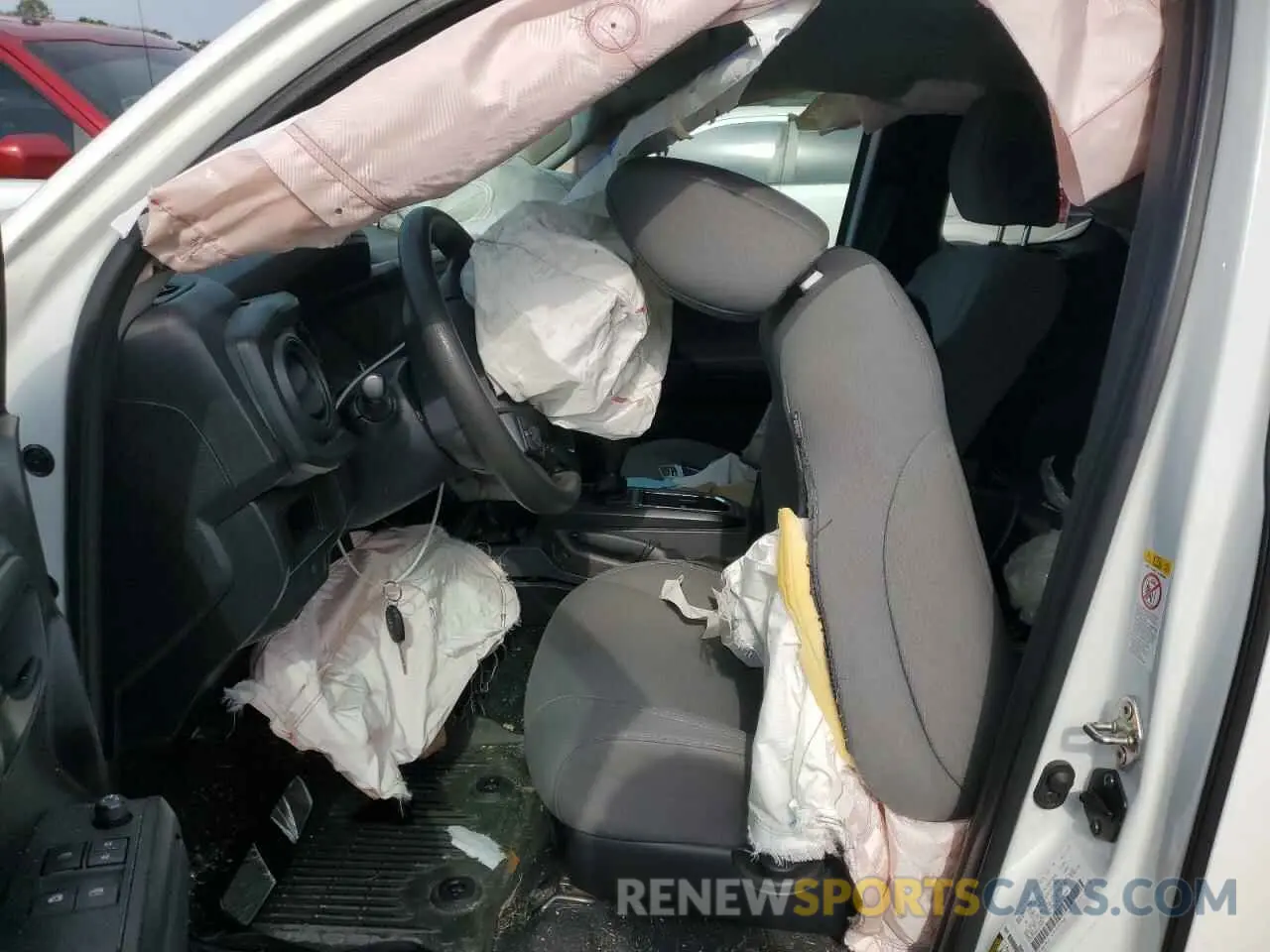 7 Photograph of a damaged car 5TFRZ5CN3KX075965 TOYOTA TACOMA 2019